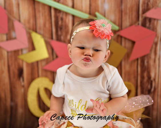 Cake Smashing Photo