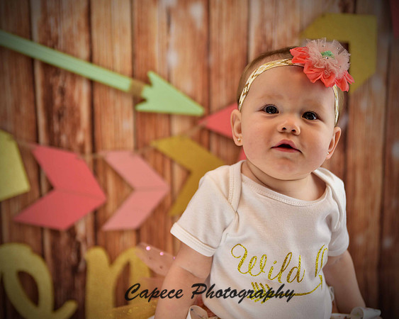 Cake Smashing Photo