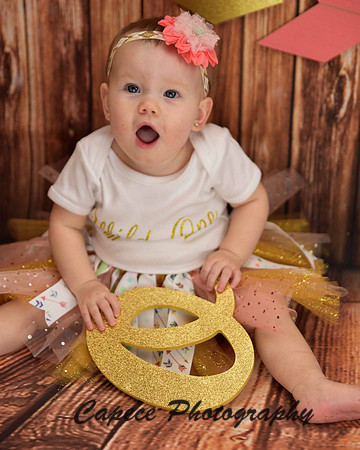 Cake Smashing Photo