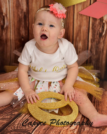 Cake Smashing Photo