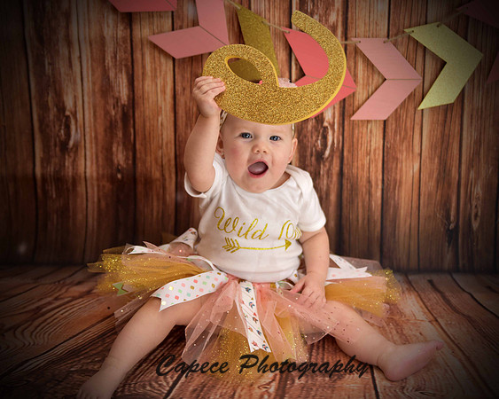 Cake Smashing Photo
